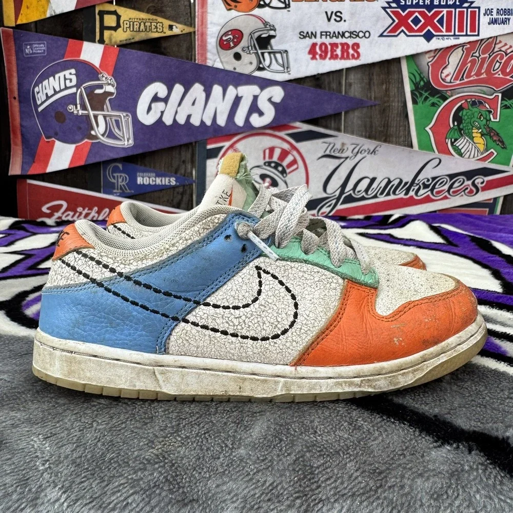 Size 3Y - Nike Dunk Low White/Black-Safety Orange GS (DX3364‎ 100)